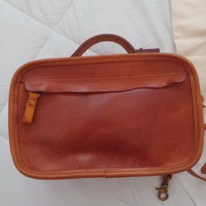 Camel purse